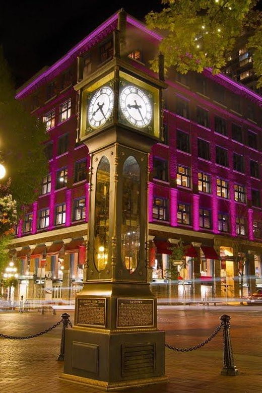 seattle-guided-day-trip-to-vancouver-with-hotel-transfer