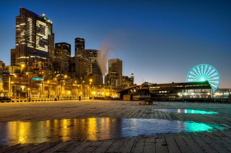 seattle-night-walking-tour-with-space-needle