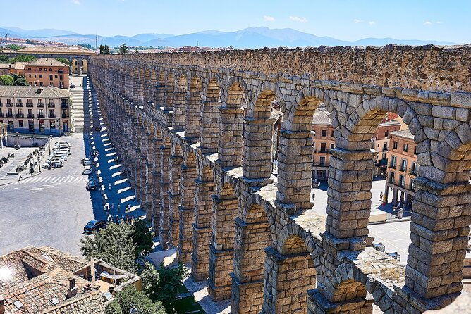 segovia-old-town-tour-including-castle-visit