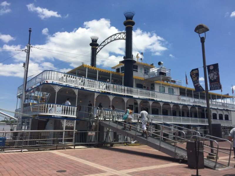 select-pass-bus-tour-historic-cruise-and-walking-tour