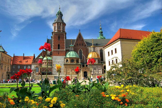 self-guided-walking-tour-of-krakow-city