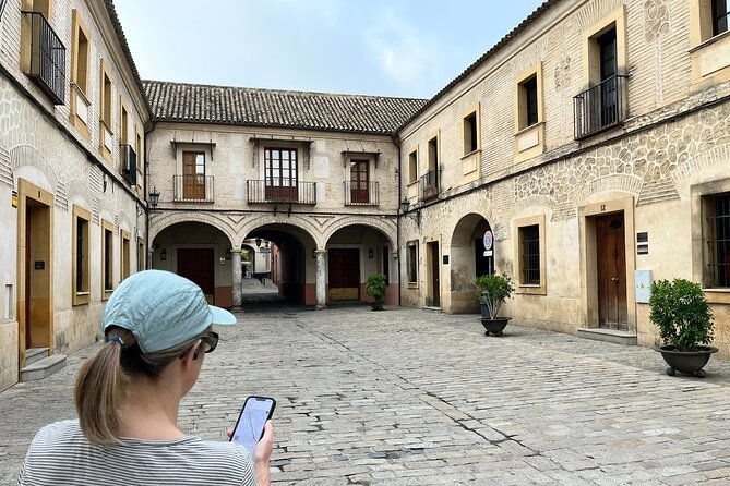 self-guided-walking-tour-through-sevilles-golden-age