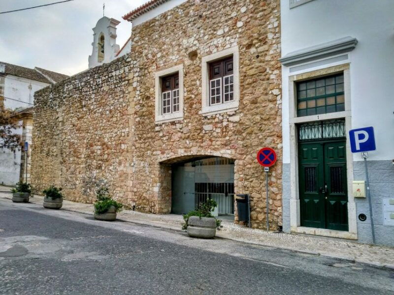 setubal-private-walking-tour-off-the-beaten-path-charms