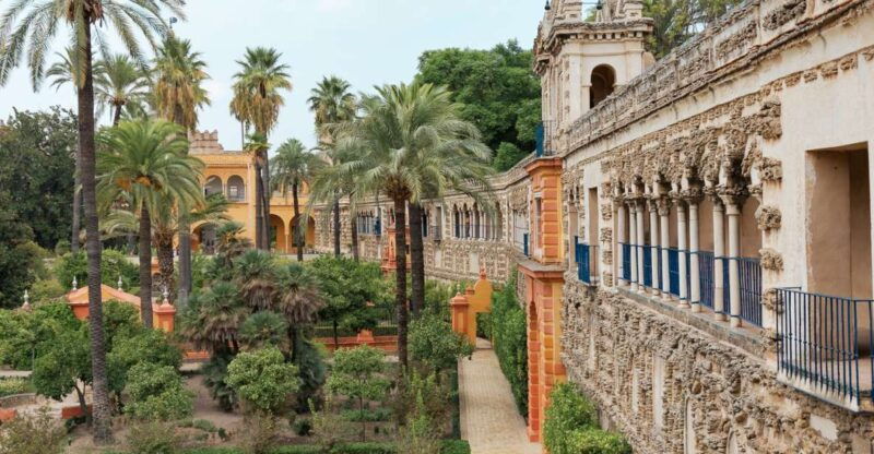 seville-alcazar-skip-the-line-guided-tour-with-tickets
