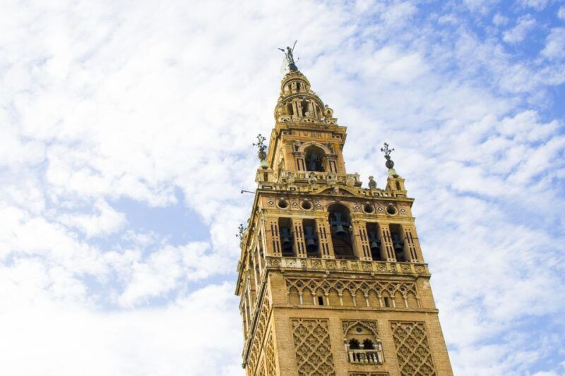seville-cathedral-and-giralda-tower-guided-tour-and-tickets-2