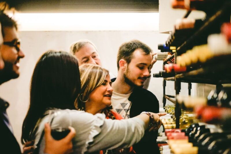 seville-small-group-jewish-quarter-tour-with-tapas-drinks