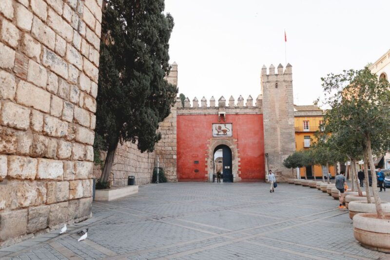 seville-vip-exclusive-early-access-tour-of-the-alcazar