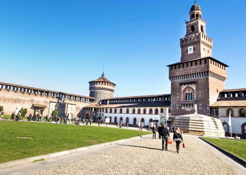 sforza-castle-guided-tour-pieta-rondanini-by-michelangelo
