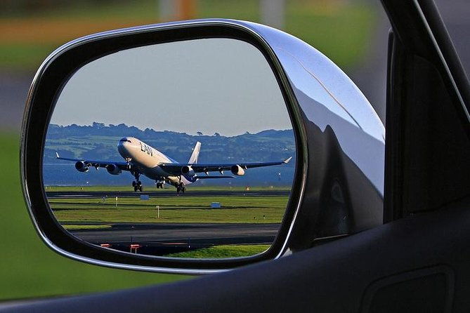 shared-departure-transfer-santorini-hotel-to-airport-or-cruise-port
