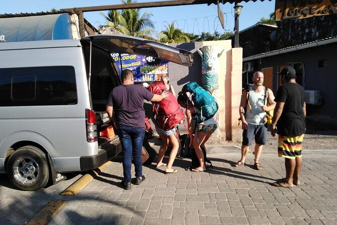 shuttle-service-from-el-tunco-to-antigua-or-el-paredon