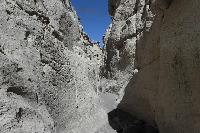 sillar-route-in-arequipa-viewpoint-of-the-volcanoes