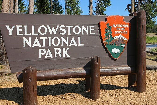 small-group-salt-lake-city-yellowstone-national-park-6-day-tour