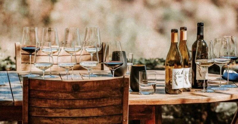 sonoma-explore-natural-wineries-with-a-local-sommeliere