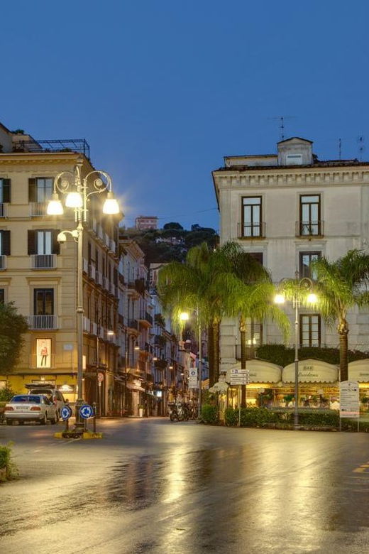 sorrento-night-time-walking-tour-limoncello-tasting