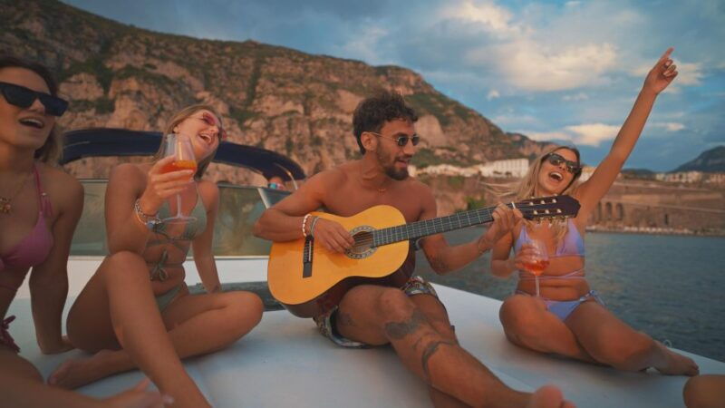 sorrento-sunset-private-boat-tour-free-bar-and-apetizer