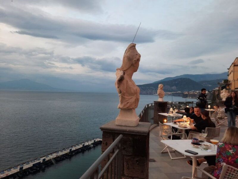 sorrento-walking-in-the-grand-tour-with-stunning-landscapes