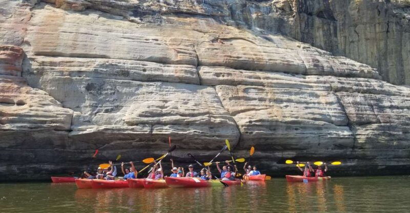 starved-rock-state-park-guided-kayaking-tour
