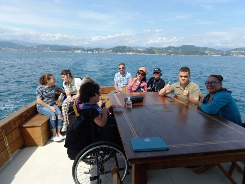 sunset-dinner-boat-tour-in-the-gulf-of-poets