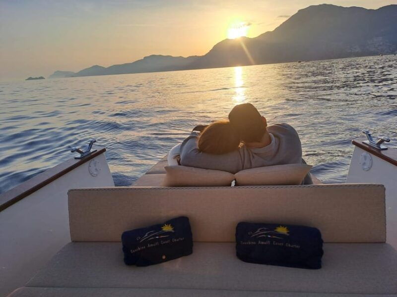 sunset-tour-by-private-boat-on-the-amalfi-coast