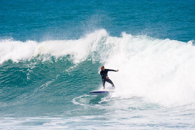 surf-coaching-at-the-world-surfing-reserve