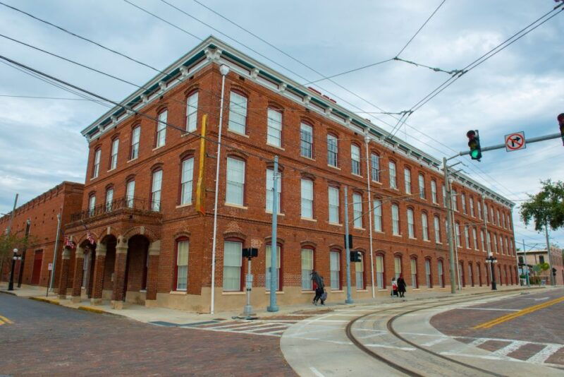 tampa-ybor-city-history-smartphone-guide
