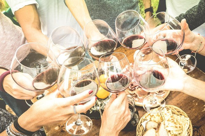 the-art-of-the-italian-aperitivo-with-a-local-learn-enjoy-in-catania