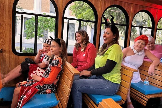 the-boomobile-trolley-45-minutes-of-family-halloween-fun