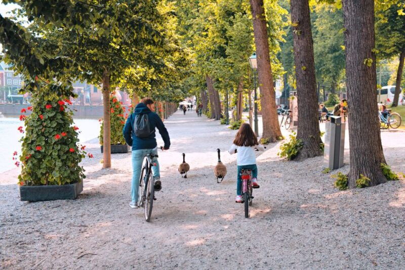 the-hague-highlights-bike-tour