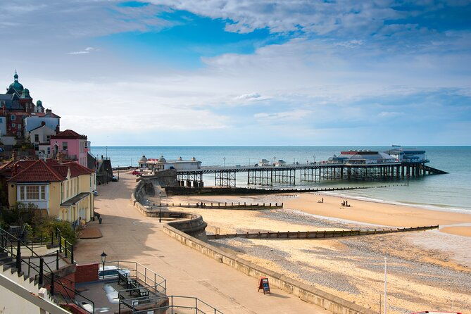 the-little-town-of-champions-a-self-guided-audio-tour-of-cromer