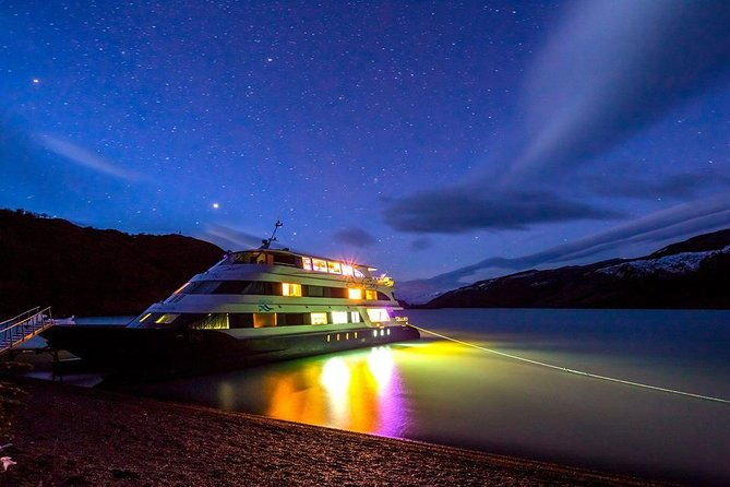 the-spirit-of-the-glaciers-1-night-guided-cruise-from-calafate