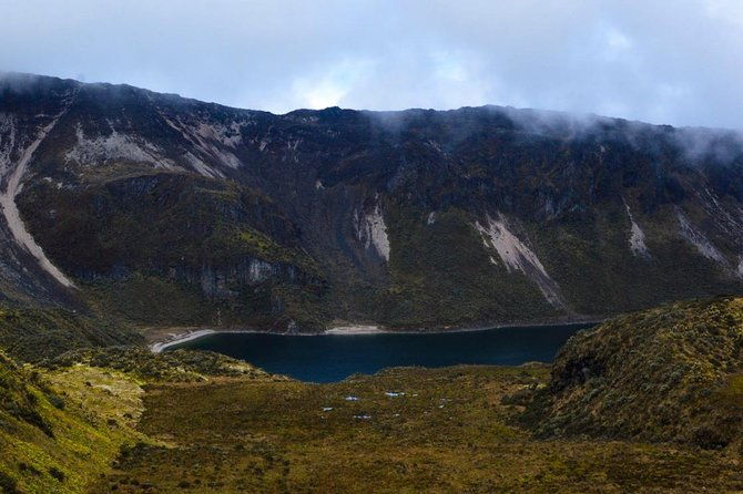 the-swan-high-mountain-refuge-from-pereira