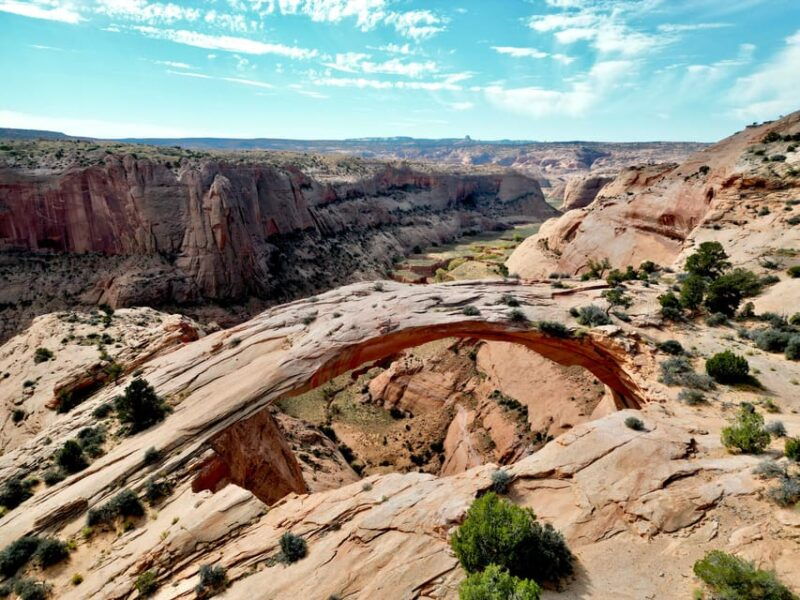 tonalea-guided-eggshell-arch-hike-w-day-or-sunset-options