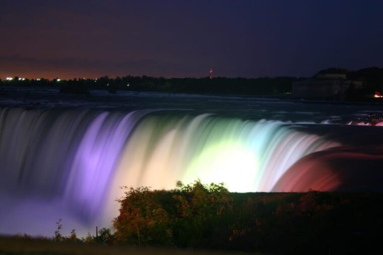 torontoniagara-fallsthousand-islands-3-day-tour-from-ny