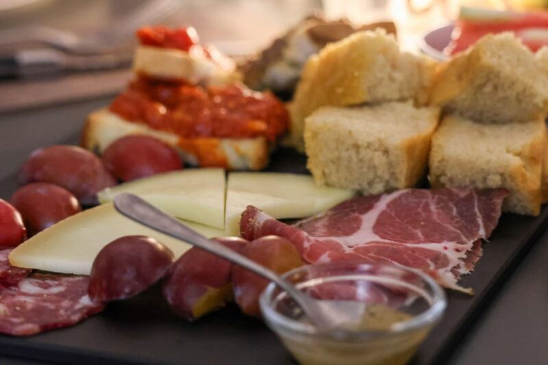 tour-and-lunch-at-the-cellar-his-majesty-the-florentine-steak