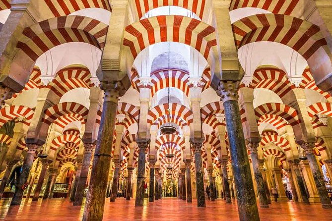 tour-of-the-mosque-the-alcazar-and-the-jewish-quarter