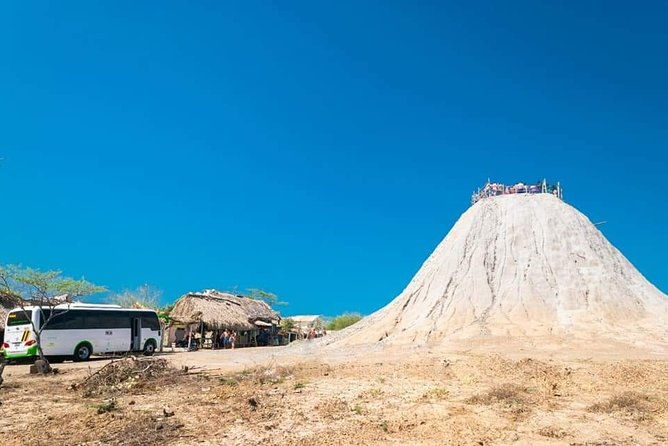 tour-of-volcan-del-totumo
