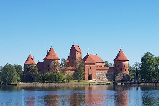 trakai-half-day-tour-by-minivan