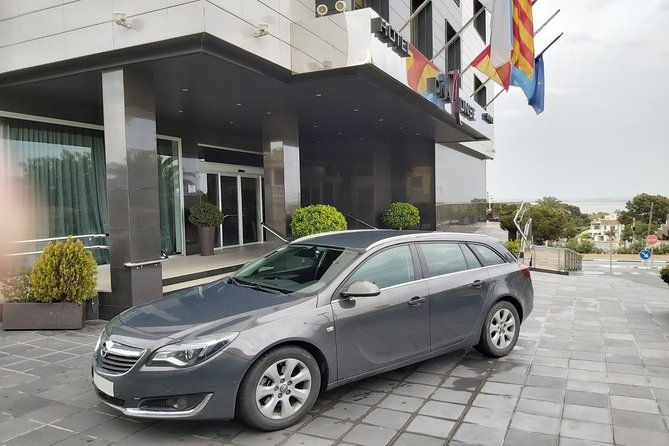 transfer-from-benidorm-to-alicante-airport-in-private-sedan-car-max-3-passengers