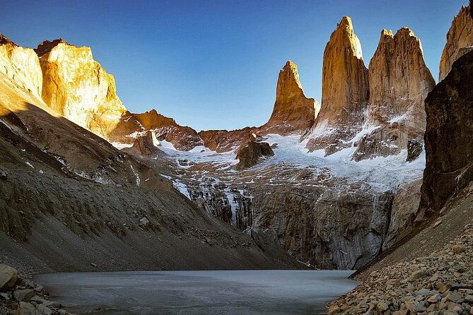 trekking-to-base-torres-del-paine