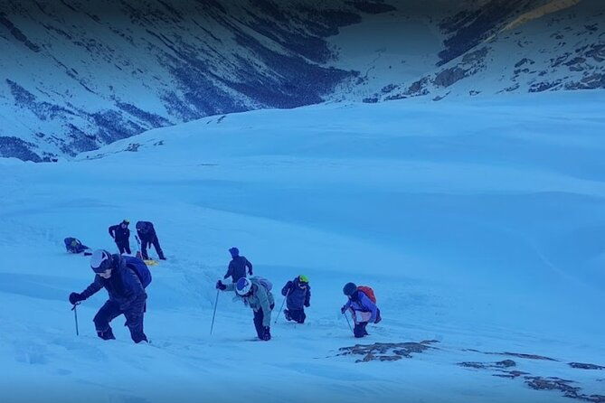 trekking-to-ojo-del-albino-glacier