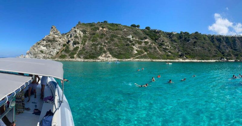 tropea-capo-vaticano-boat-trip-with-snorkeling-drink