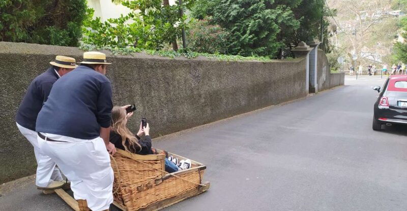 tuk-tuk-monte-toboggan-madeira-island