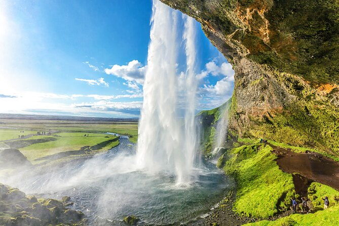 unforgettable-5-day-iceland-stopover-tour