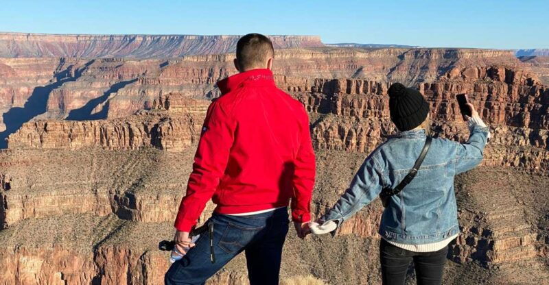 vegas-private-tour-to-grand-canyon-west-w-skywalk-option