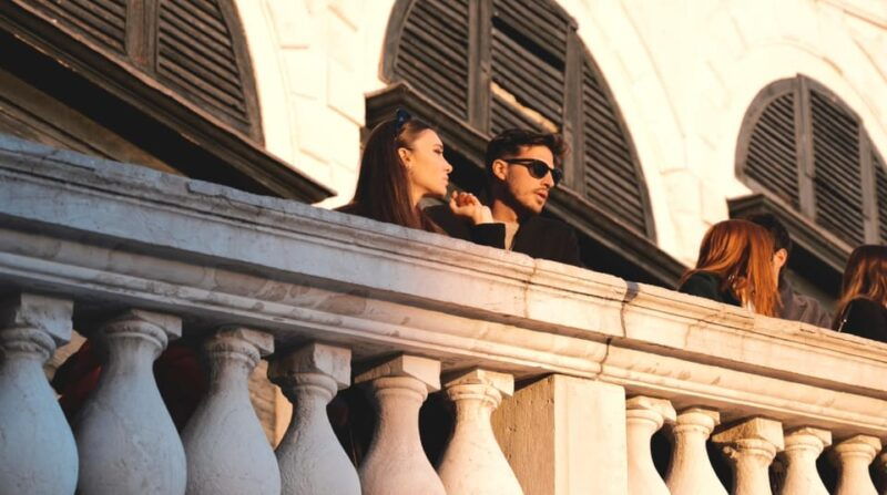 venice-a-private-session-with-a-local-videomaker