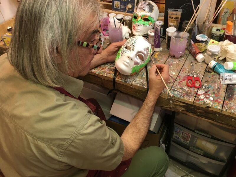 venice-carnival-mask-workshop