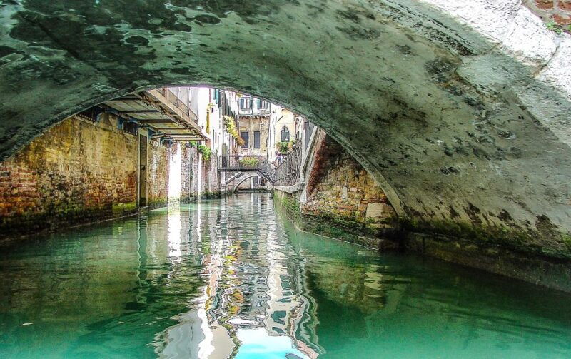 venice-gondola-ride-and-st-marks-basilica-tour