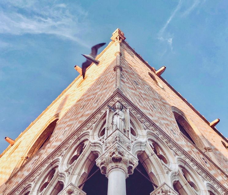 venice-st-marks-basilica-doges-palace-and-gondola-ride