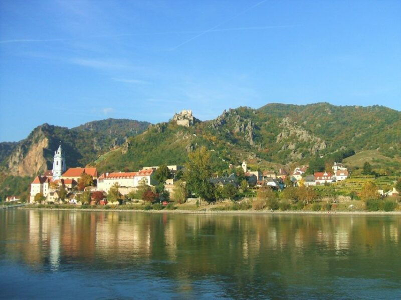 vienna-wachau-valley-private-kayak-and-wine-tour