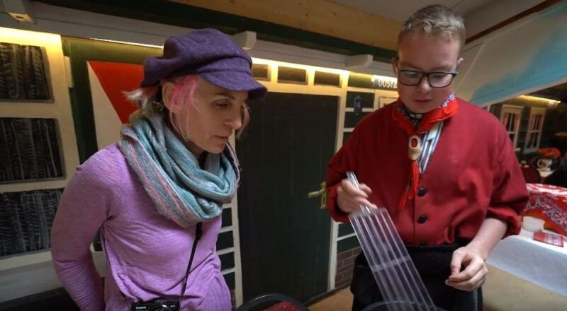 volendam-2-5-hour-cheesemaking-workshop-clog-making-tour